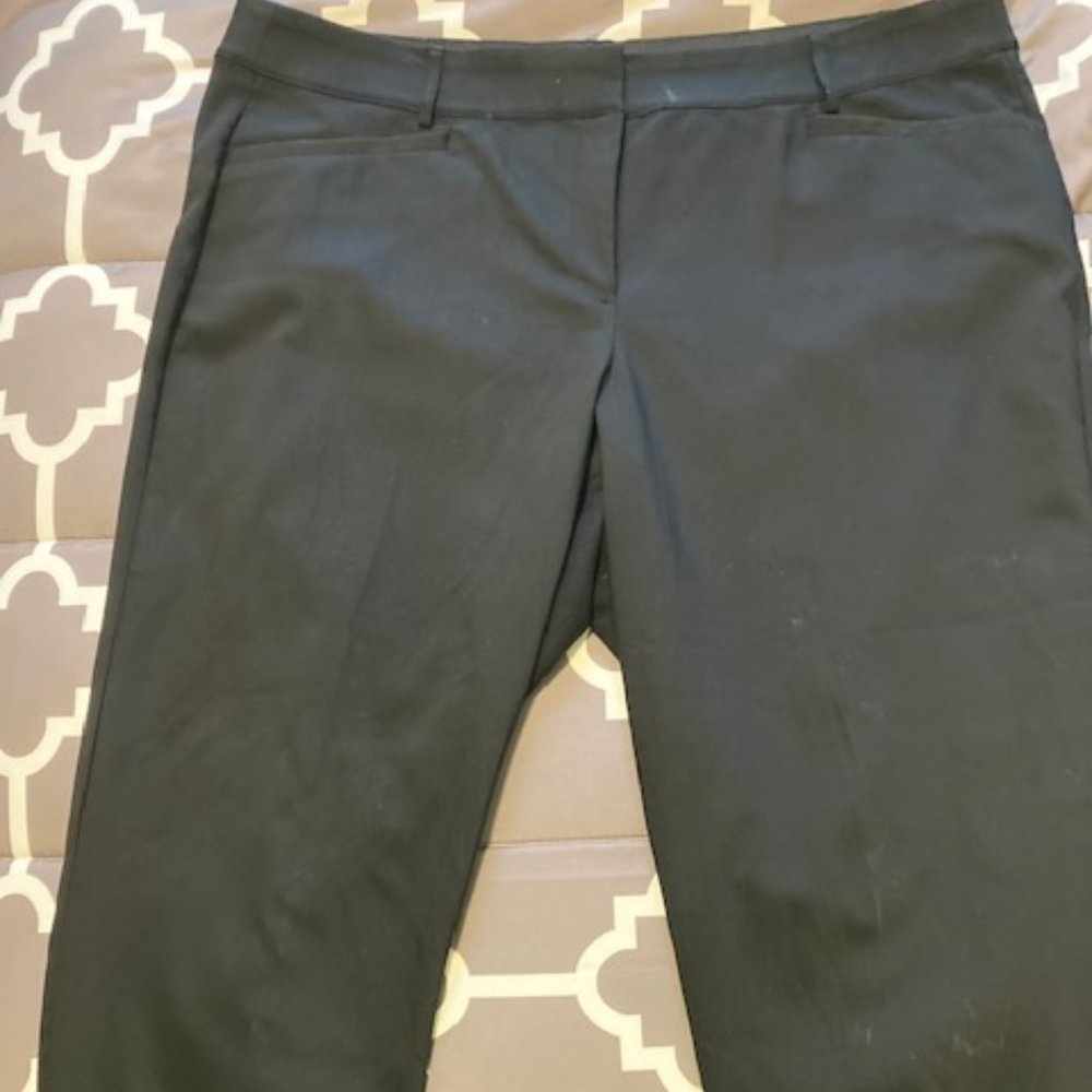 Black Capri